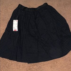 a black skirt